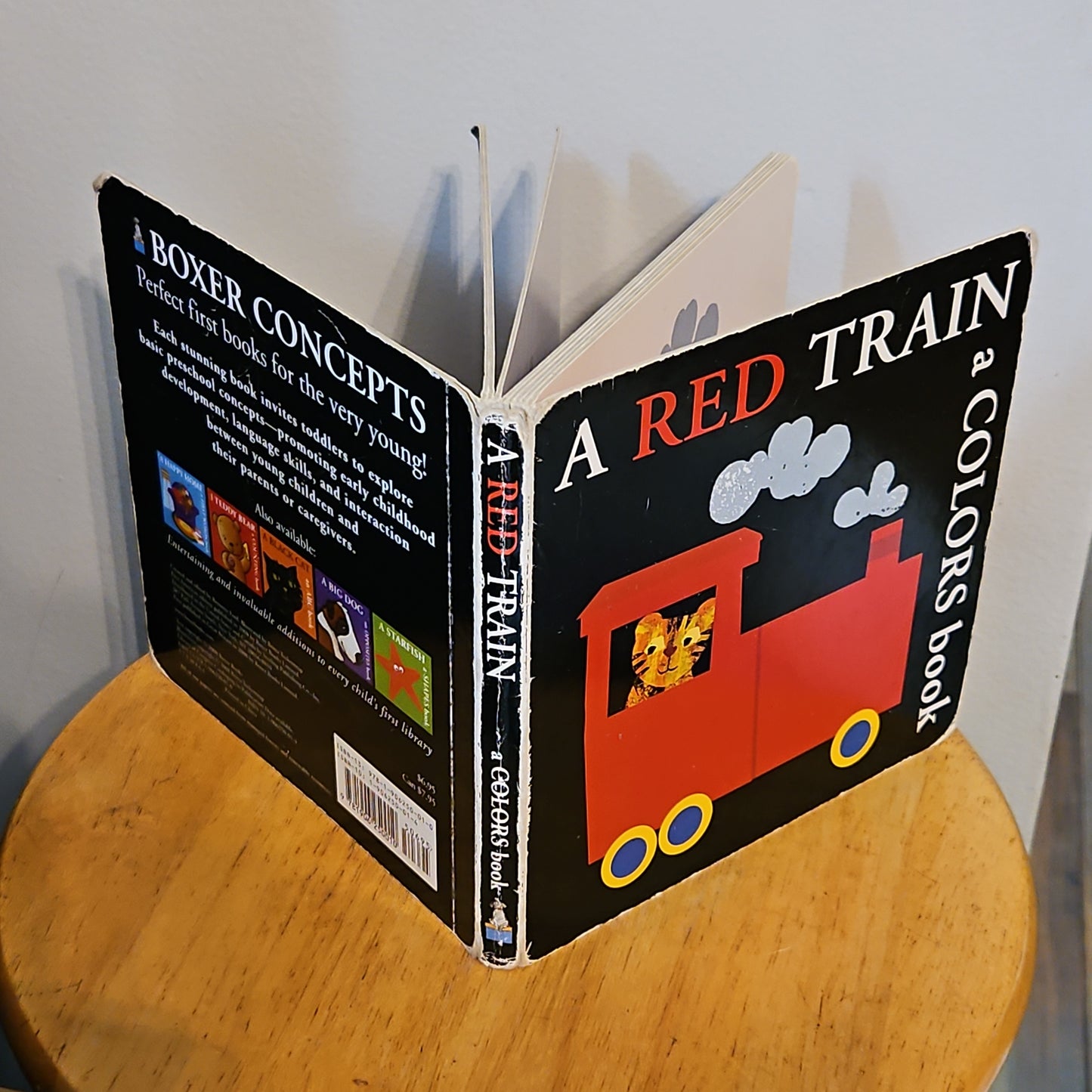 A Red Train A Colors Book By Bernette Ford Illustrated By Britta Teckentrup