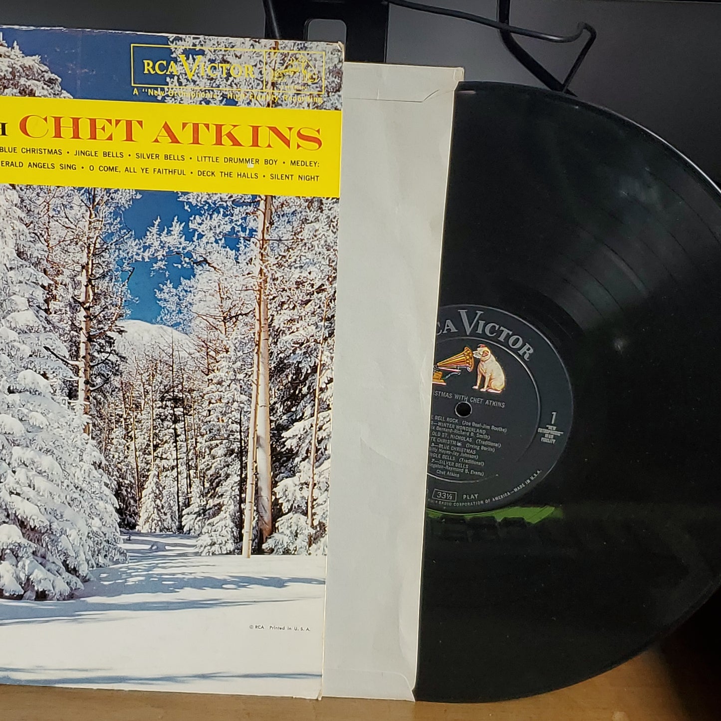 Christmas With Chet Atkins Produced By Chet Atkins By RCA Victor's Monophonic Records